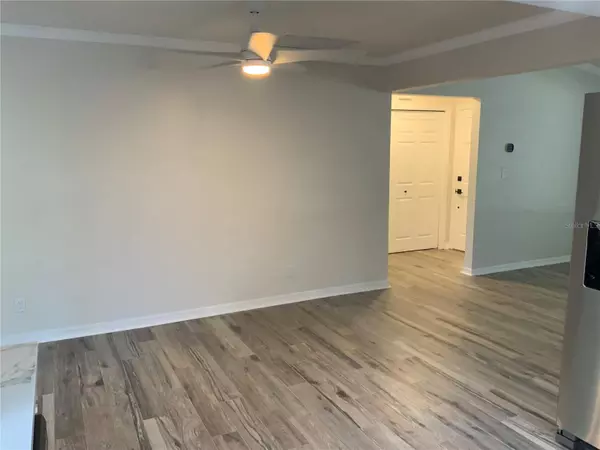 Largo, FL 33774,14597 VISTA LN