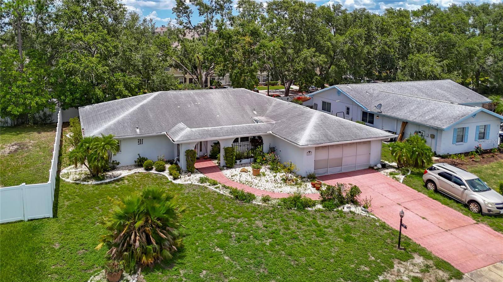 1607 NEW BEDFORD DR, Sun City Center, FL 33573