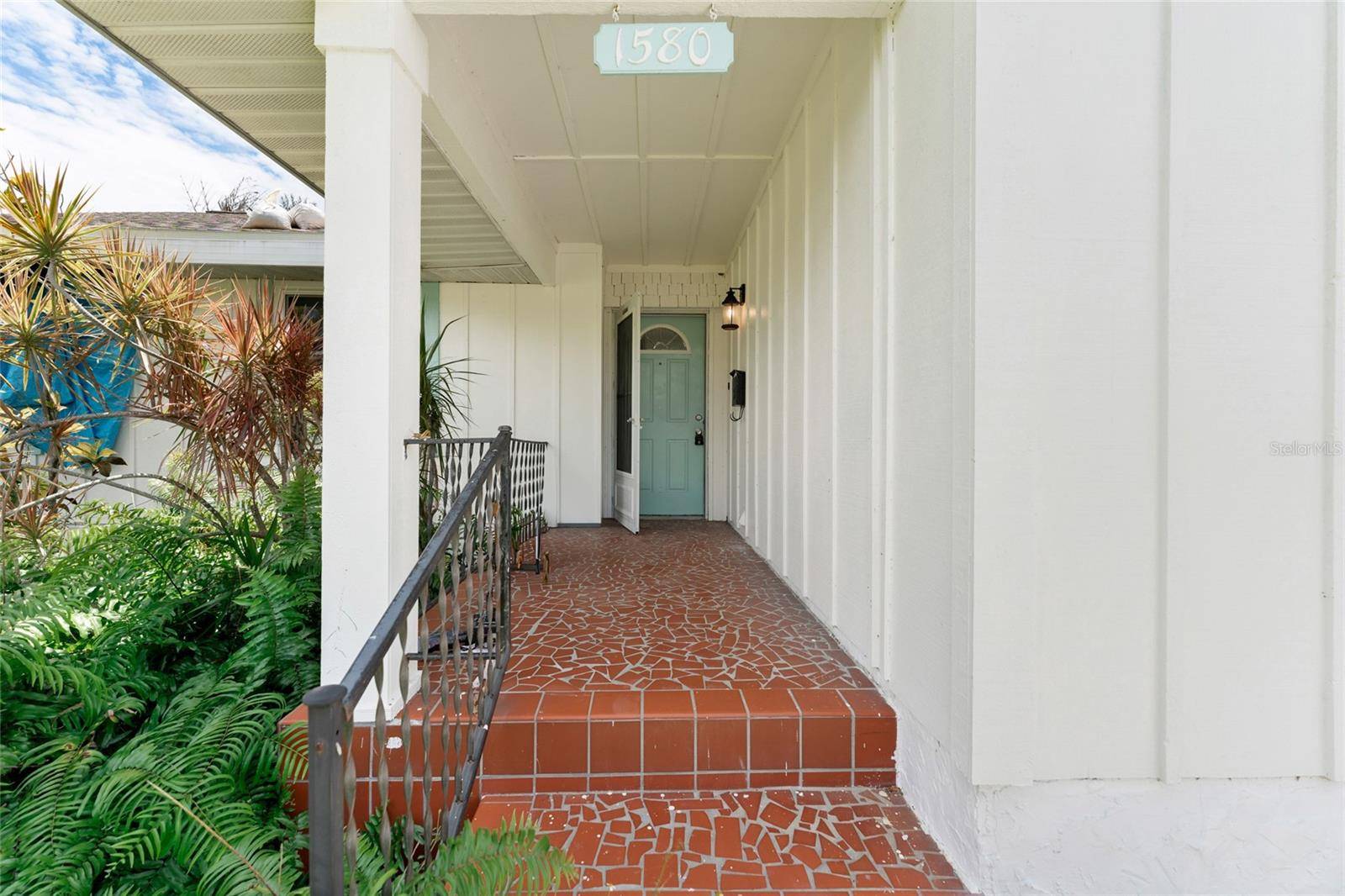 St Petersburg, FL 33703,1580 ARIZONA AVE NE