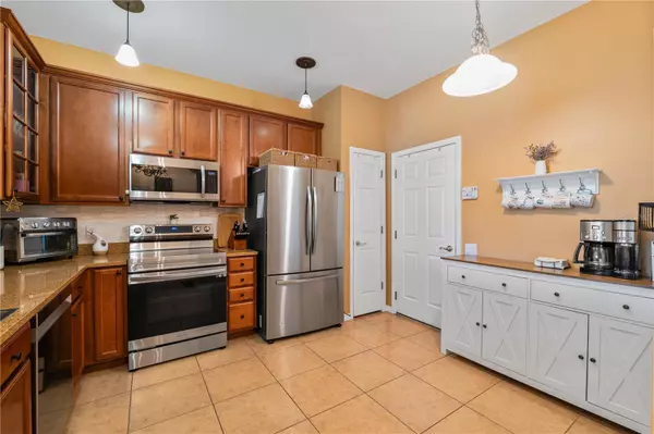 Pinellas Park, FL 33781,6677 84TH AVE N