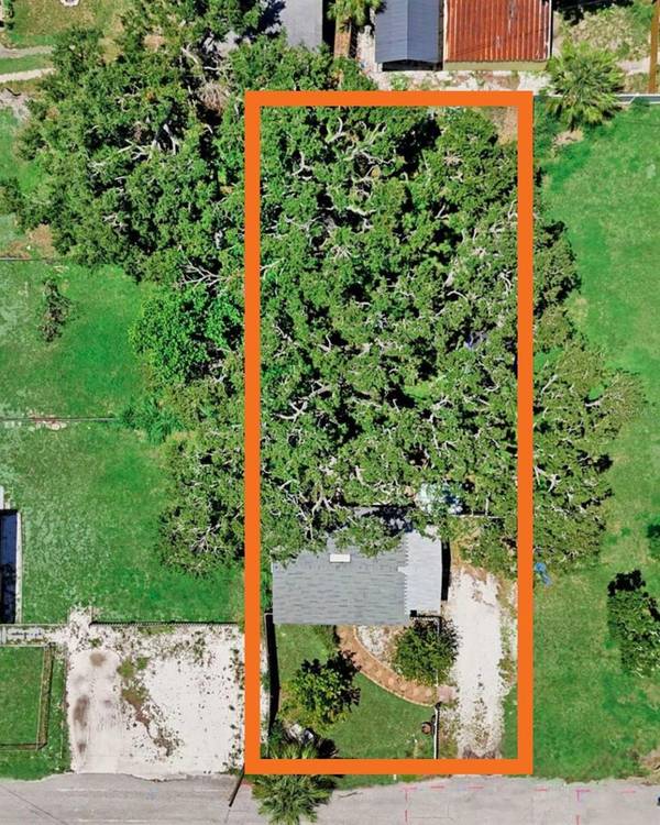 5119 23RD AVE S, Gulfport, FL 33707