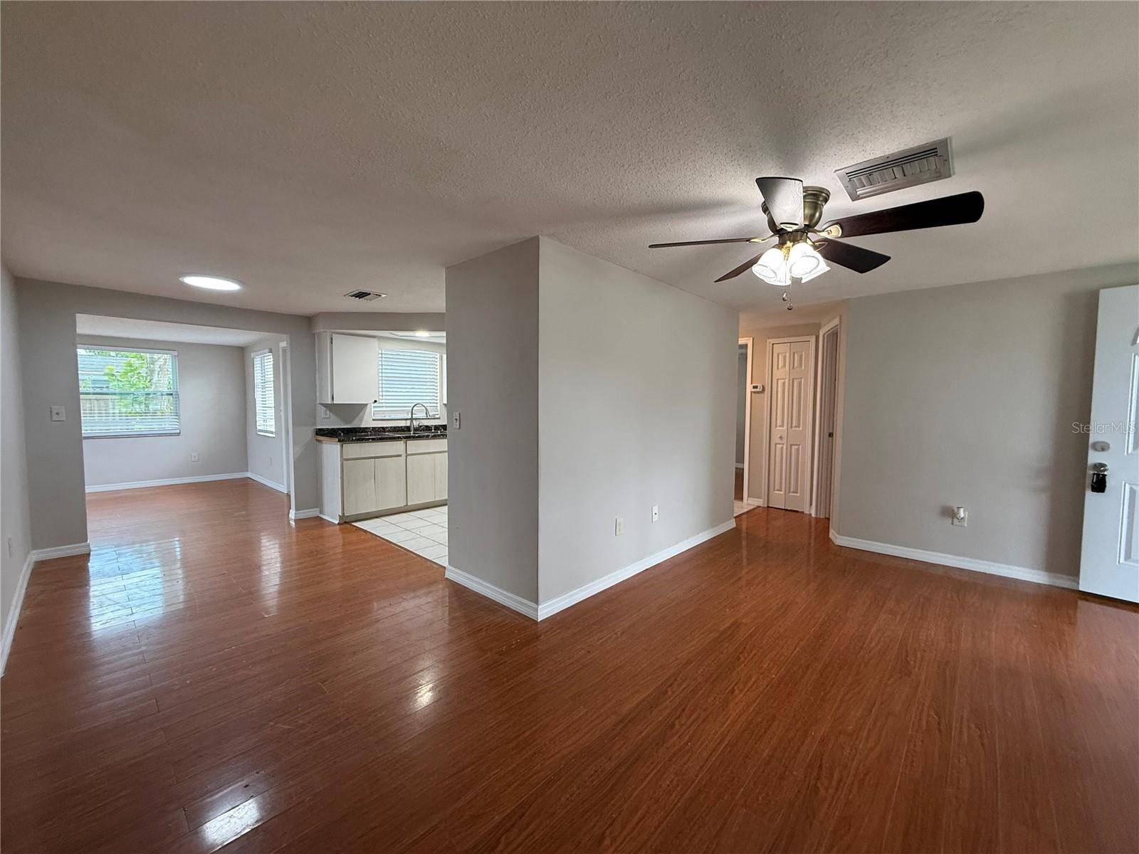 Port Richey, FL 34668,9753 LAKE CHRISE LN