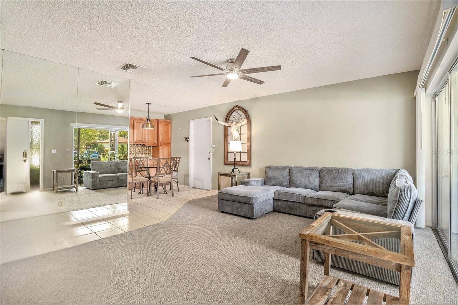 Palm Harbor, FL 34684,2270 SPRUCE LN #B