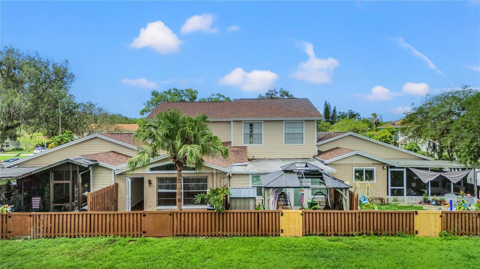 Lutz, FL 33559,15636 MORNING DR