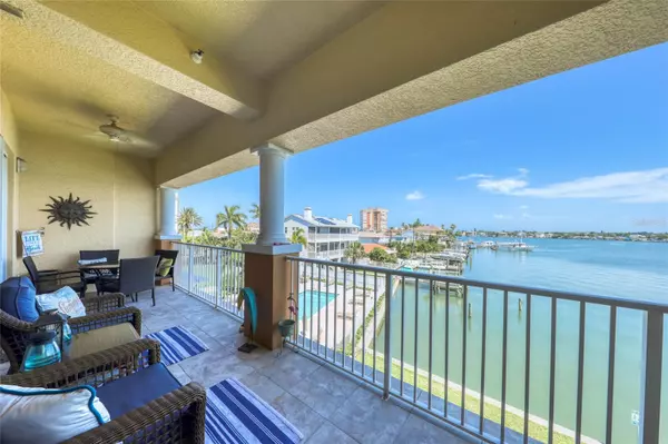 17715 GULF BLVD #303, Redington Shores, FL 33708