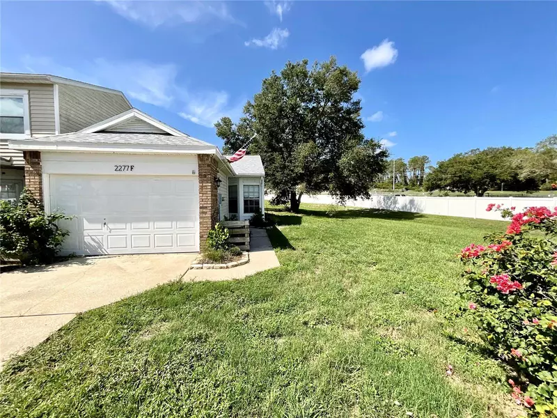 2277 ABBEY LN #F, Palm Harbor, FL 34683
