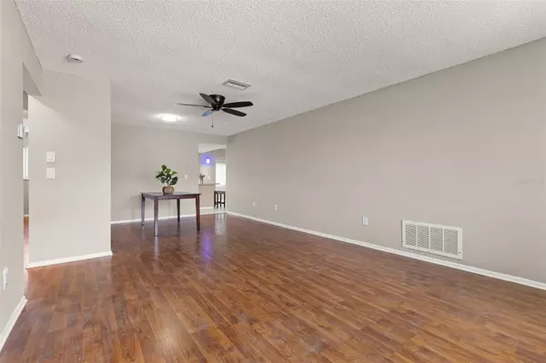 Largo, FL 33771,502 CARA CT #502