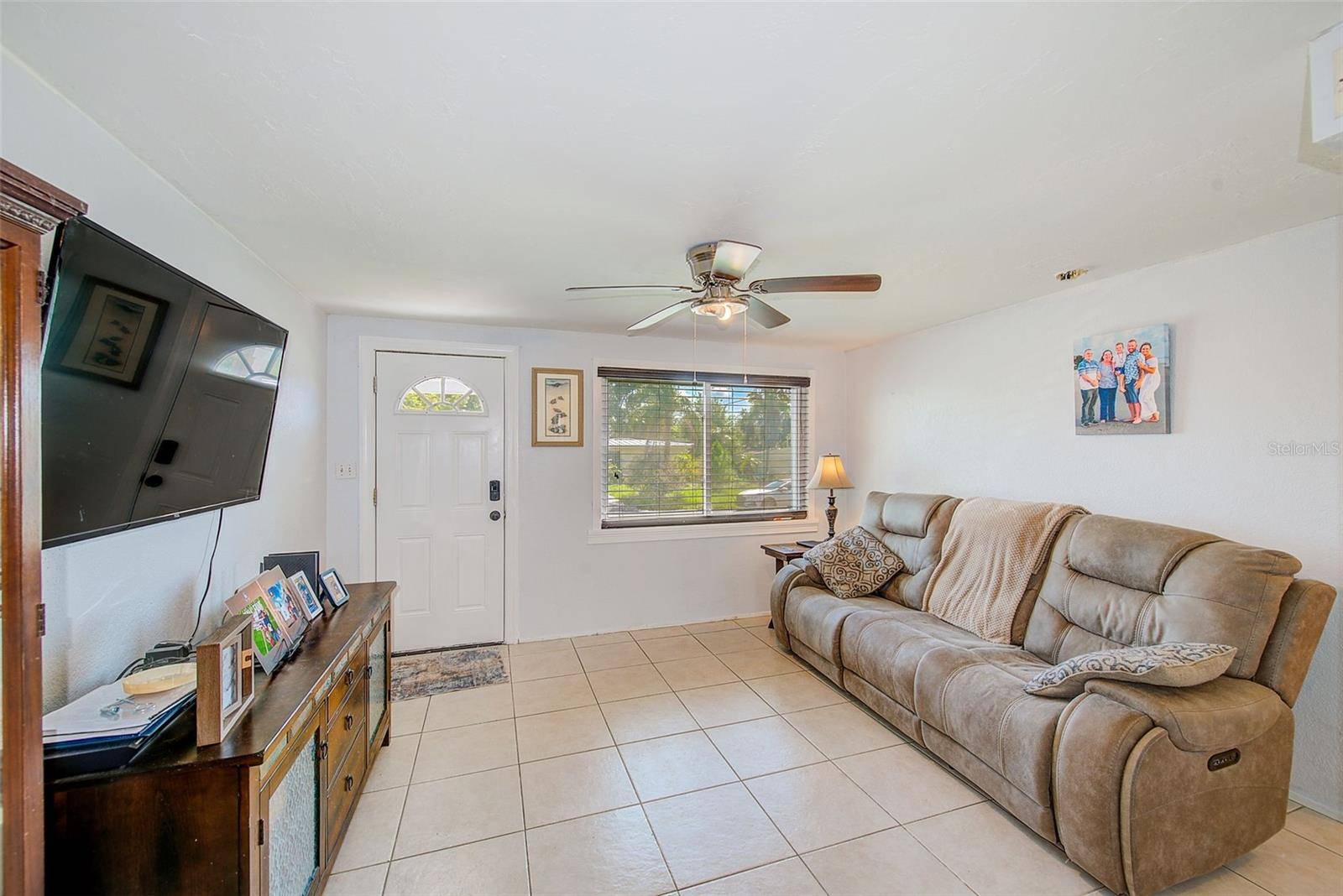 Largo, FL 33773,10436 117TH DR