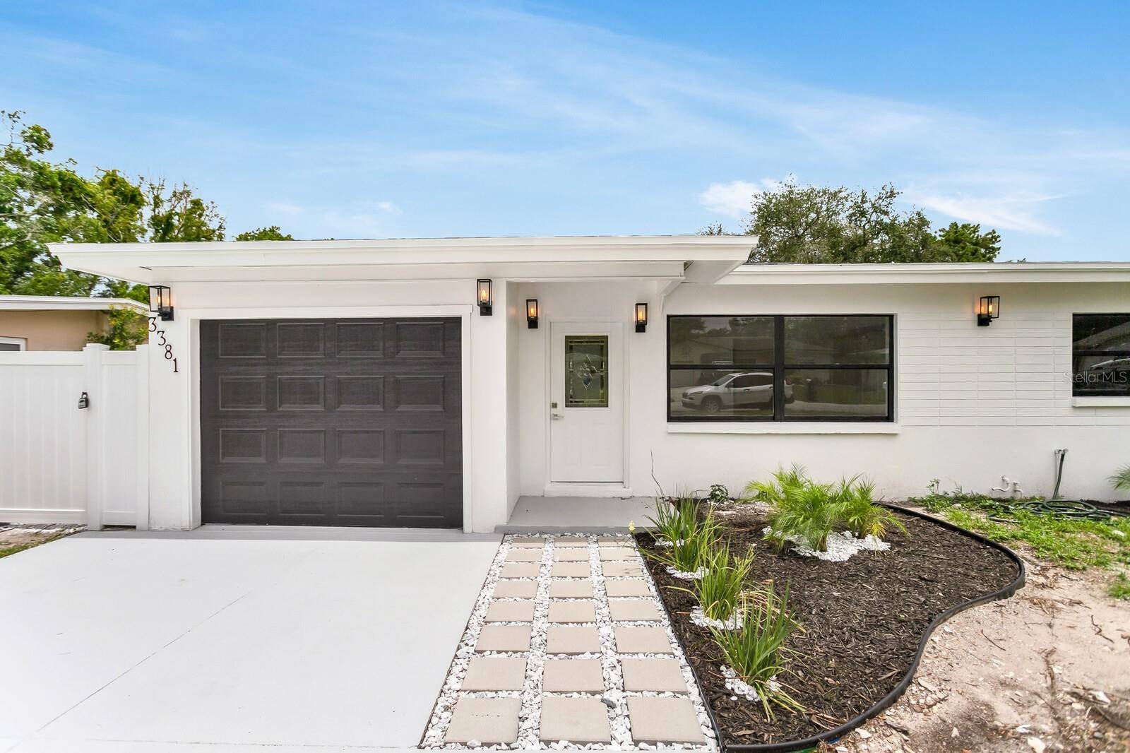 3381 19TH PL SW, Largo, FL 33774
