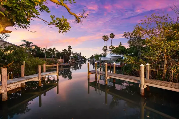 501 DE NARVAEZ DR, Longboat Key, FL 34228