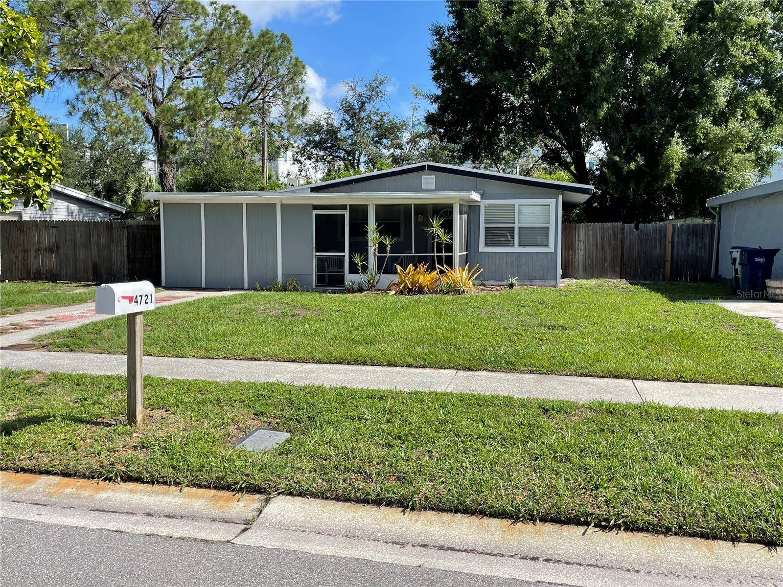 4721 W WALLACE AVE, Tampa, FL 33611