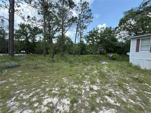 Chipley, FL 32428,4330 LEISURE LAKES DR