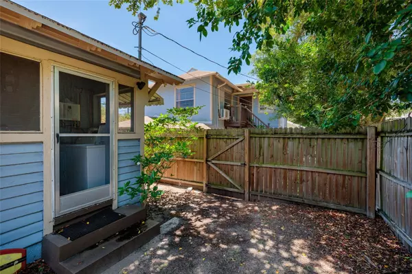 St Petersburg, FL 33713,2736 4TH AVE N