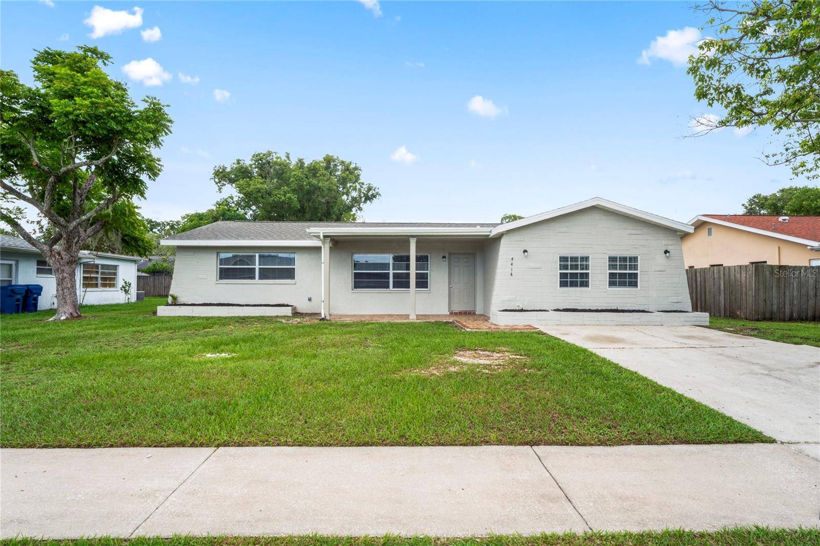 4414 ROYAL OAK LN, New Port Richey, FL 34653