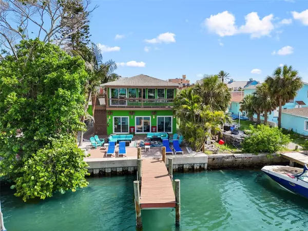12955 PELICAN LN, Madeira Beach, FL 33708