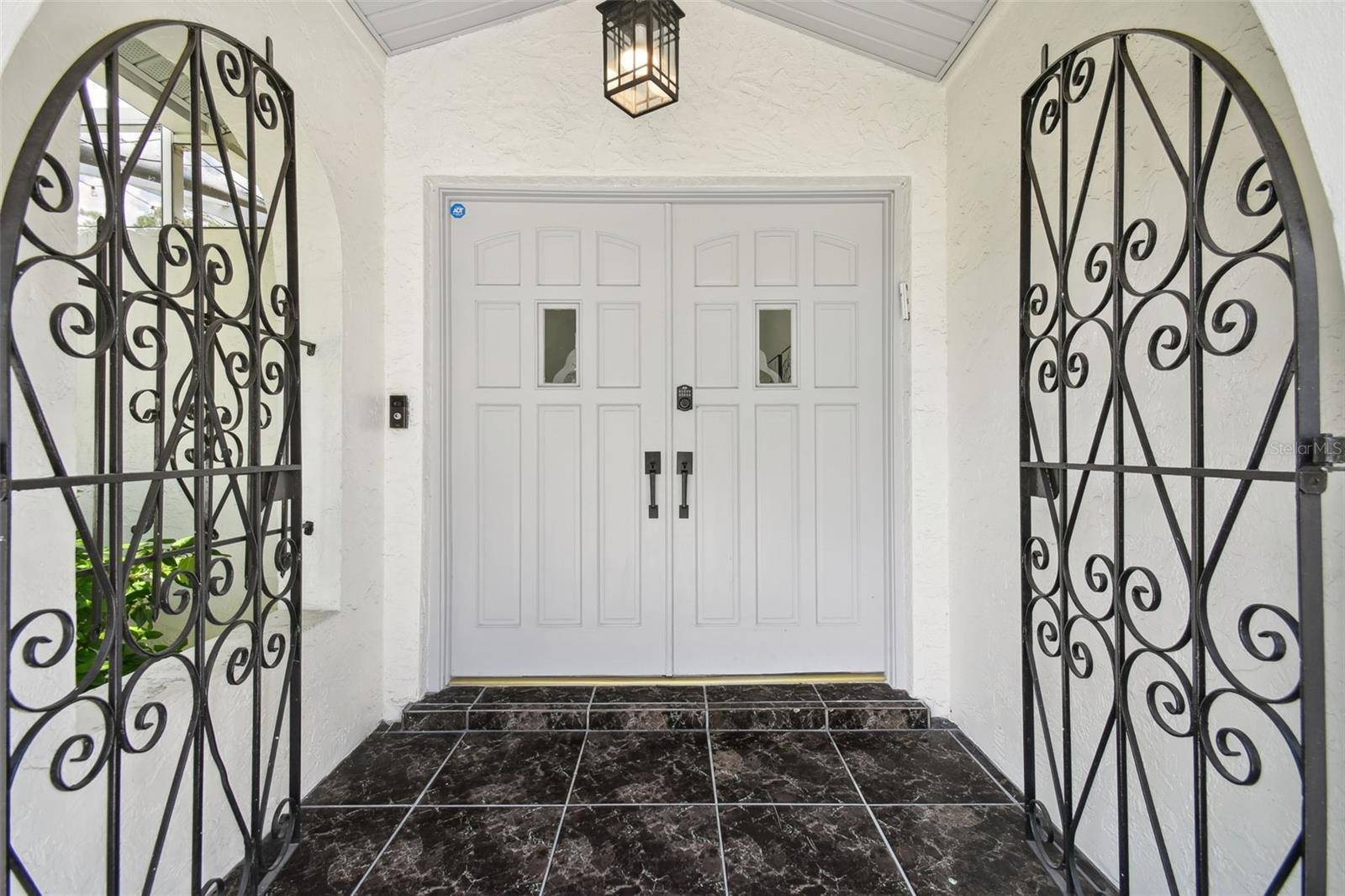 Tampa, FL 33624,15722 GARDENSIDE LN