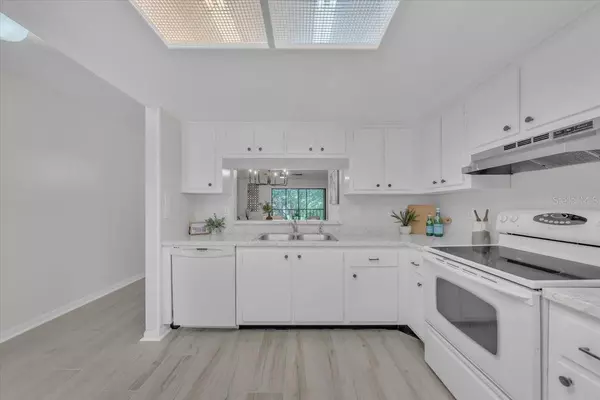 Clearwater, FL 33761,2681 SABAL SPRINGS CIR #204