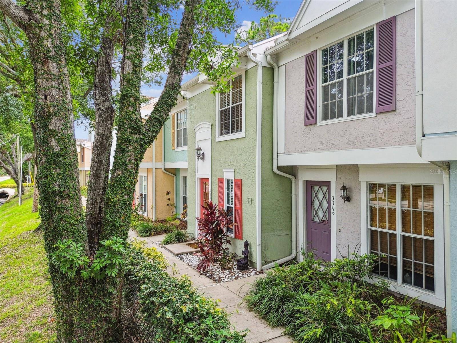 Tampa, FL 33611,3308 W WYOMING CIR