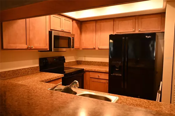 Clearwater, FL 33761,2765 COUNTRYSIDE BLVD #106