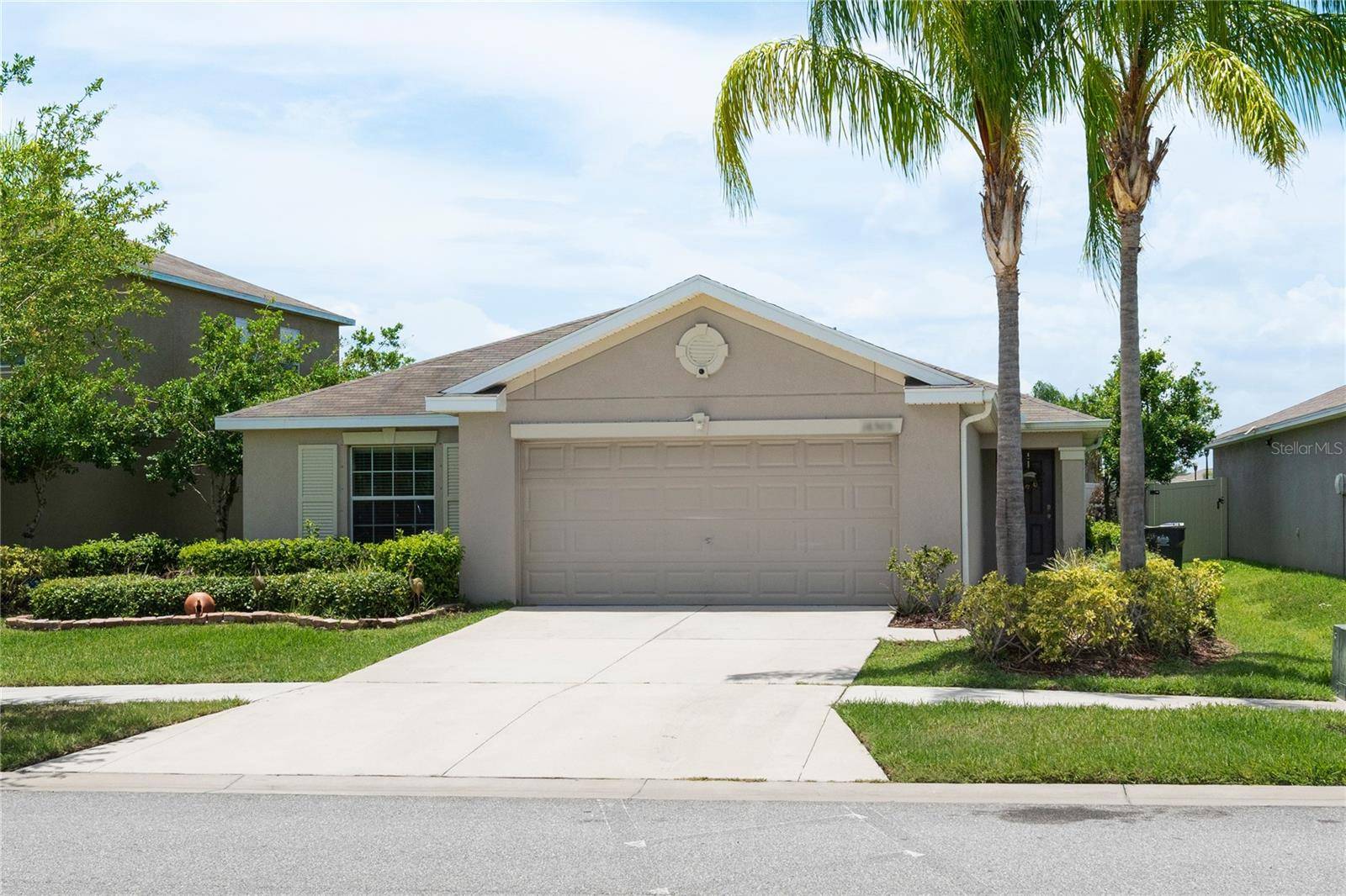 16505 MYRTLE SAND DR, Wimauma, FL 33598