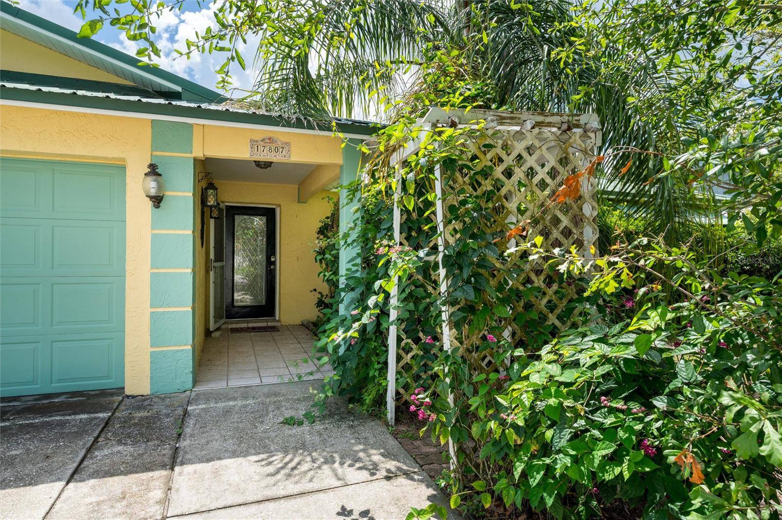 Lutz, FL 33549,17807 FALLOWFIELD DR
