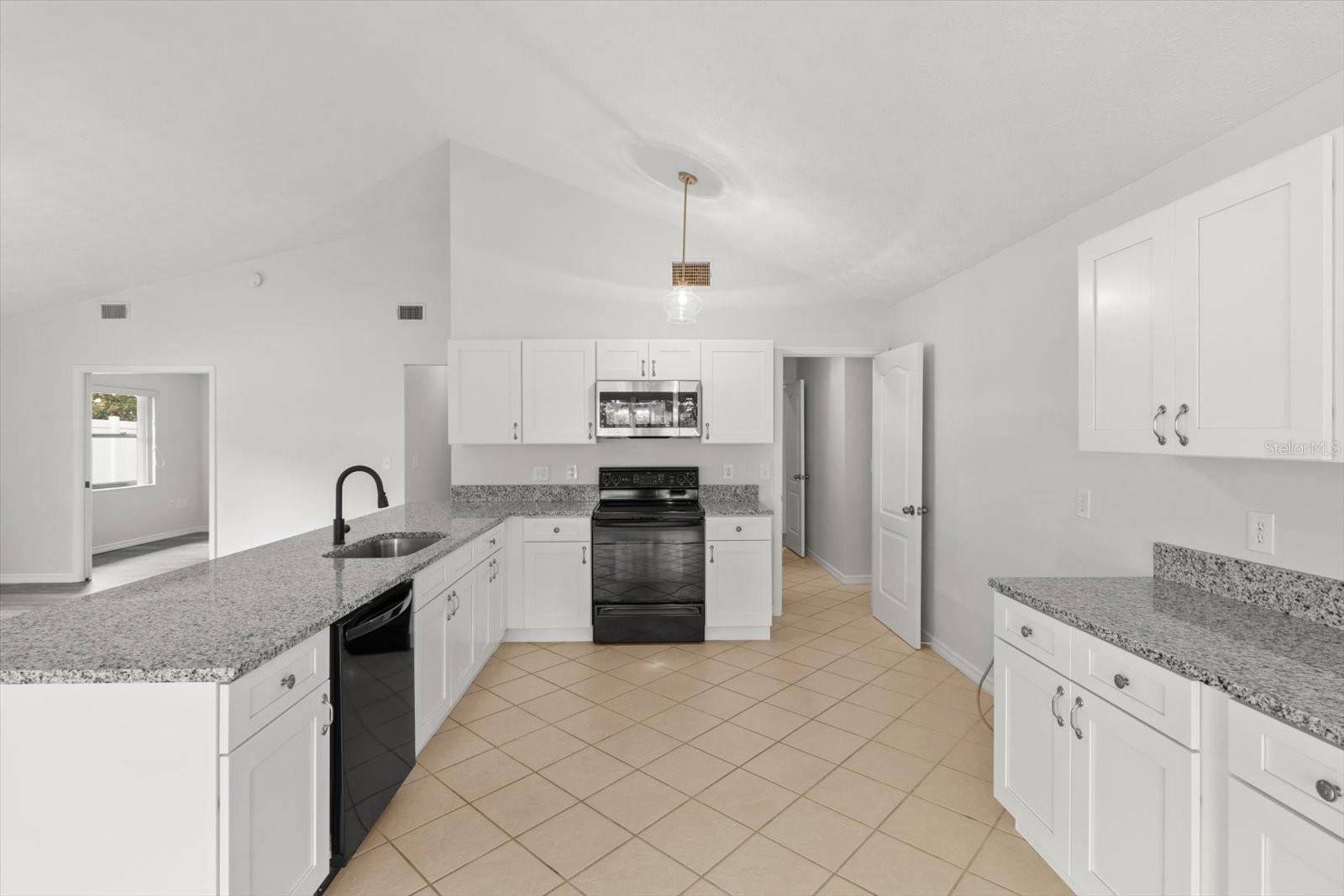 Crystal River, FL 34429,6172 W PINE CIR
