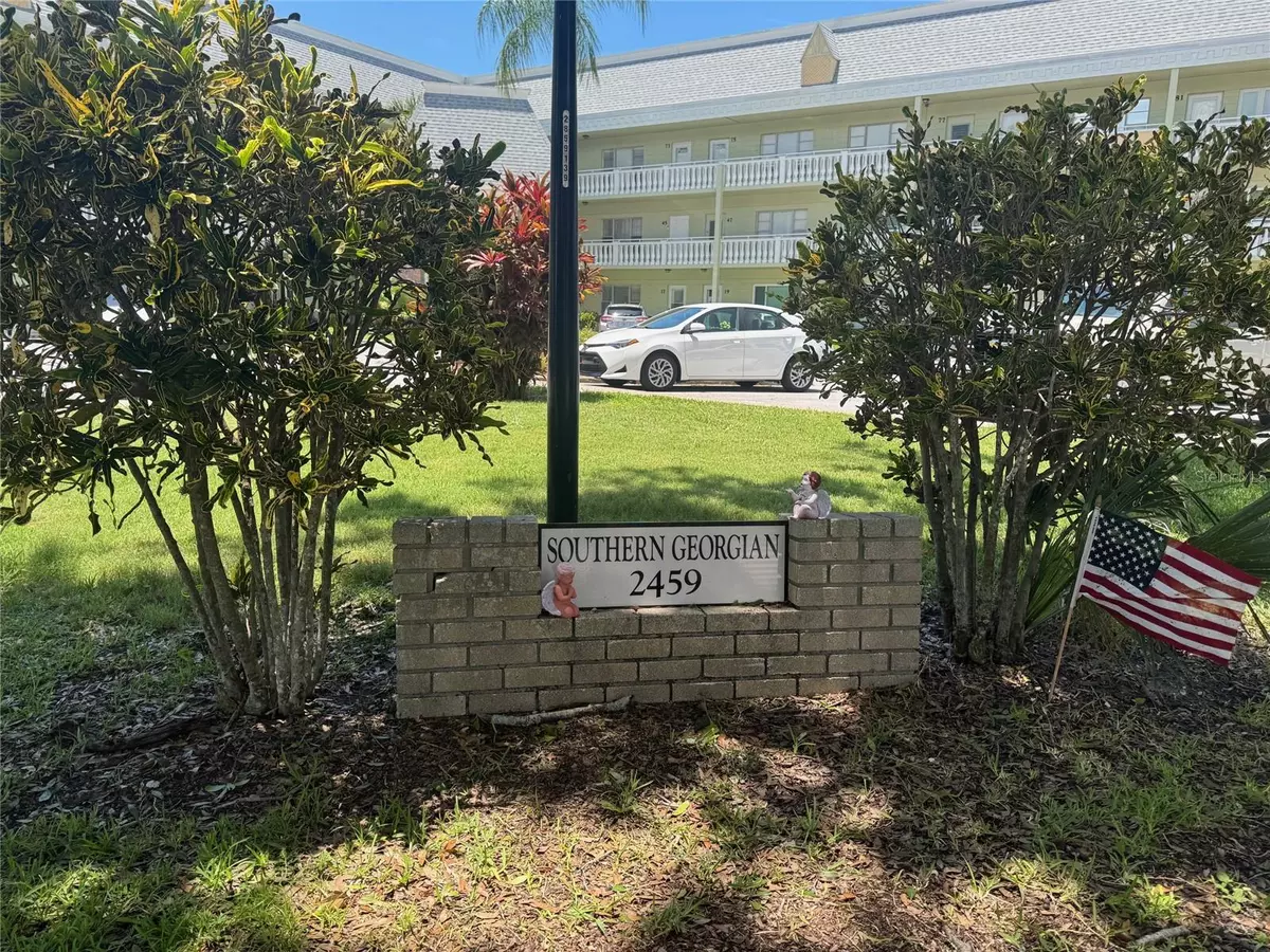 Clearwater, FL 33763,2459 COLUMBIA DR #39