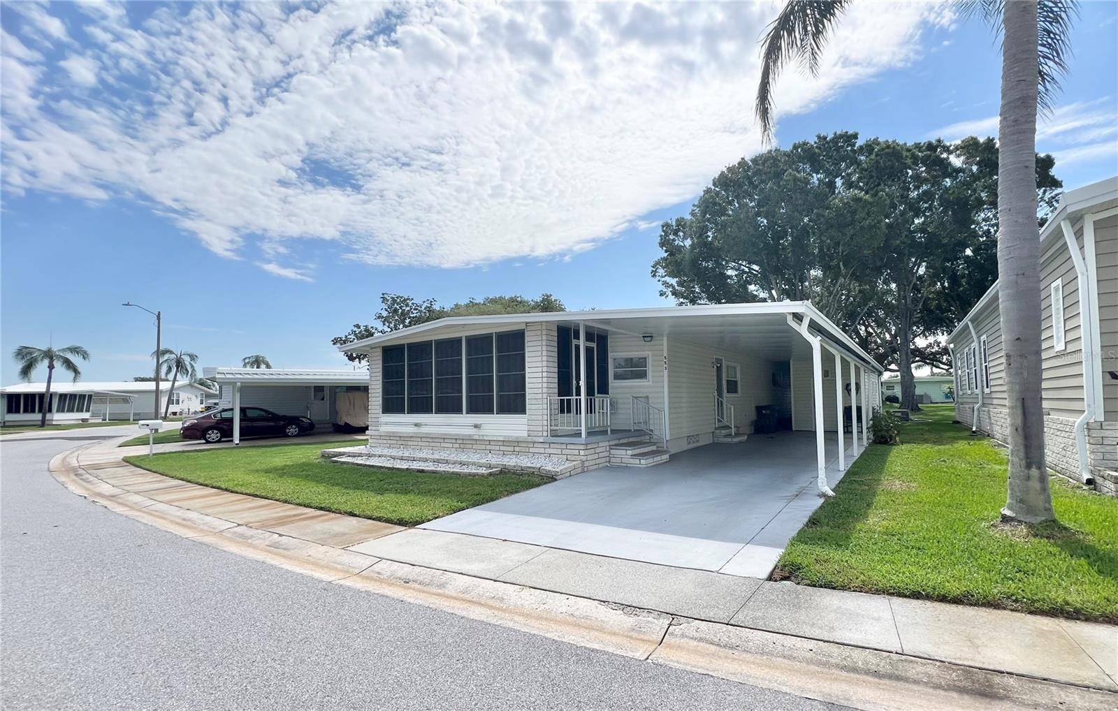 Largo, FL 33771,1100 BELCHER RD S #553
