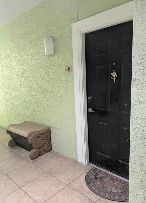 Tampa, FL 33605,1910 E PALM AVE #8211