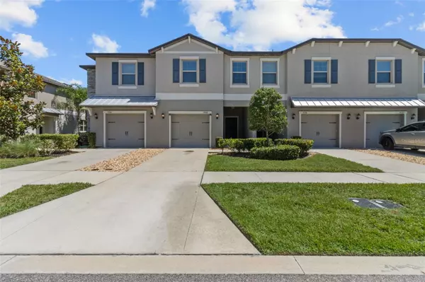 9768 PEMBROOKE PINES DR, Sun City Center, FL 33573