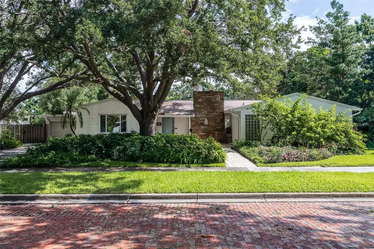 St Petersburg, FL 33705,211 60TH AVE S