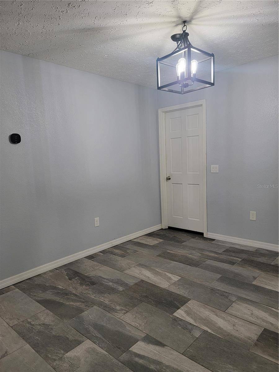 Seffner, FL 33584,2901 BEAGLE PL