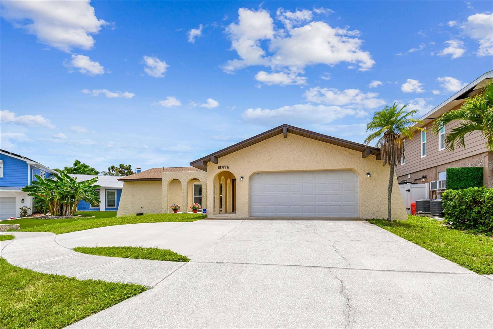 12476 81ST CT, Seminole, FL 33772