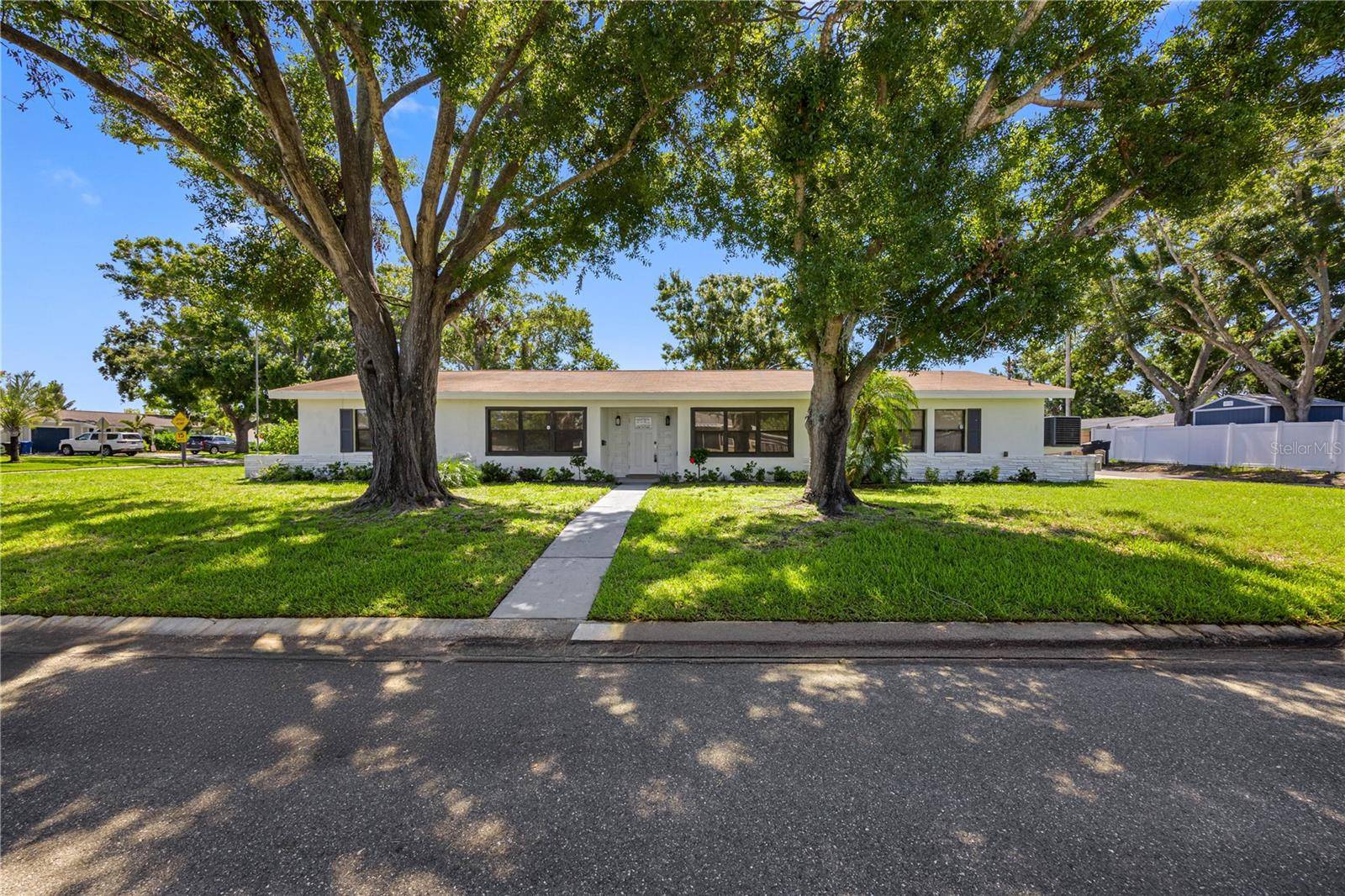 4391 NE CHERRY ST NE, St Petersburg, FL 33703