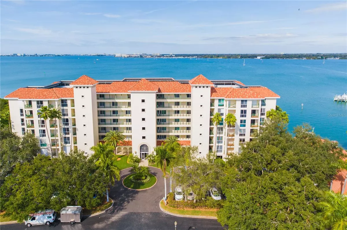 St Petersburg, FL 33711,4717 DOLPHIN CAY LN S #303
