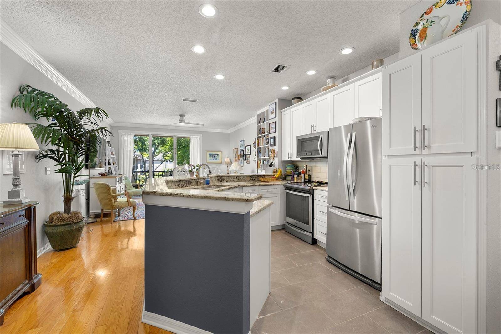 Tampa, FL 33602,910 NORMANDY TRACE RD
