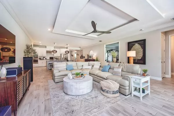 Palmetto, FL 34221,4906 LOS ROBLES CT