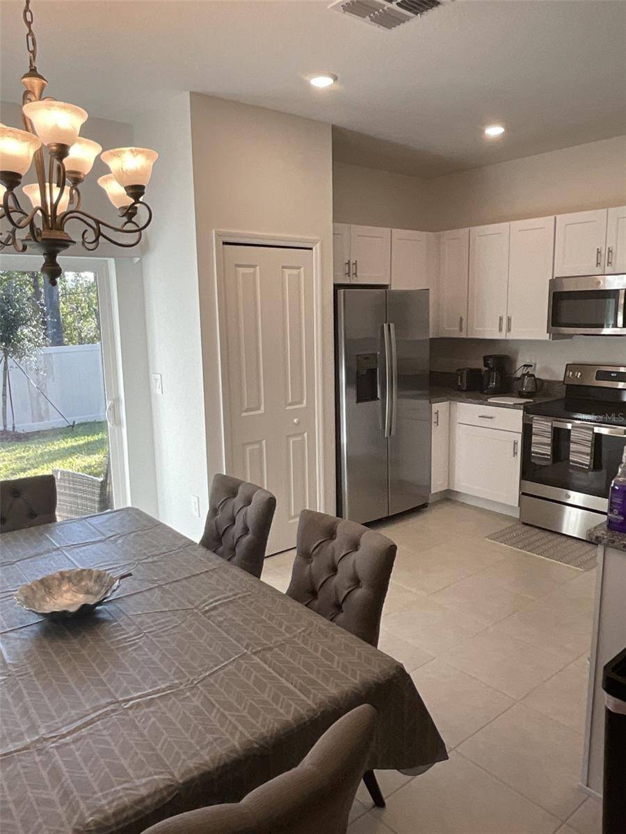 Ruskin, FL 33570,2453 SUNRAY VENUS WAY