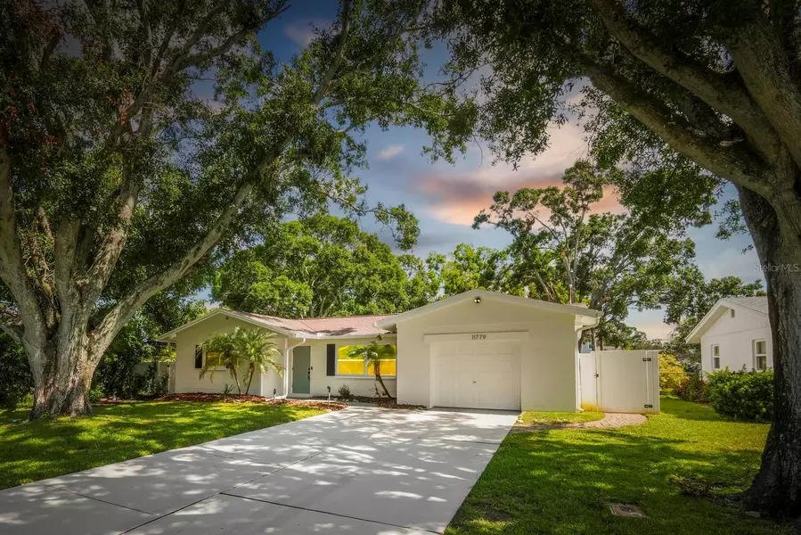 11779 82ND TER, Seminole, FL 33772