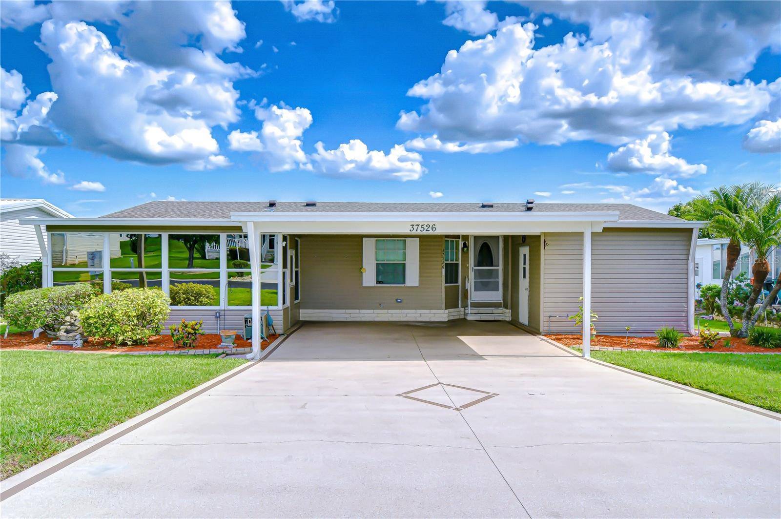 37526 NEW HORIZONS BLVD, Zephyrhills, FL 33541