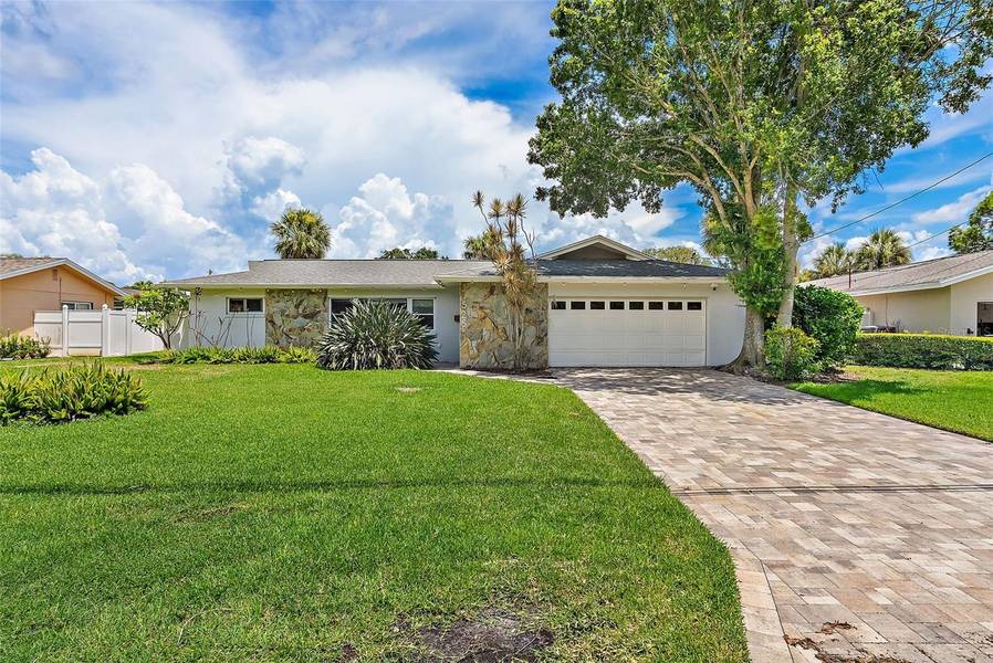 5285 DOVER ST NE, St Petersburg, FL 33703