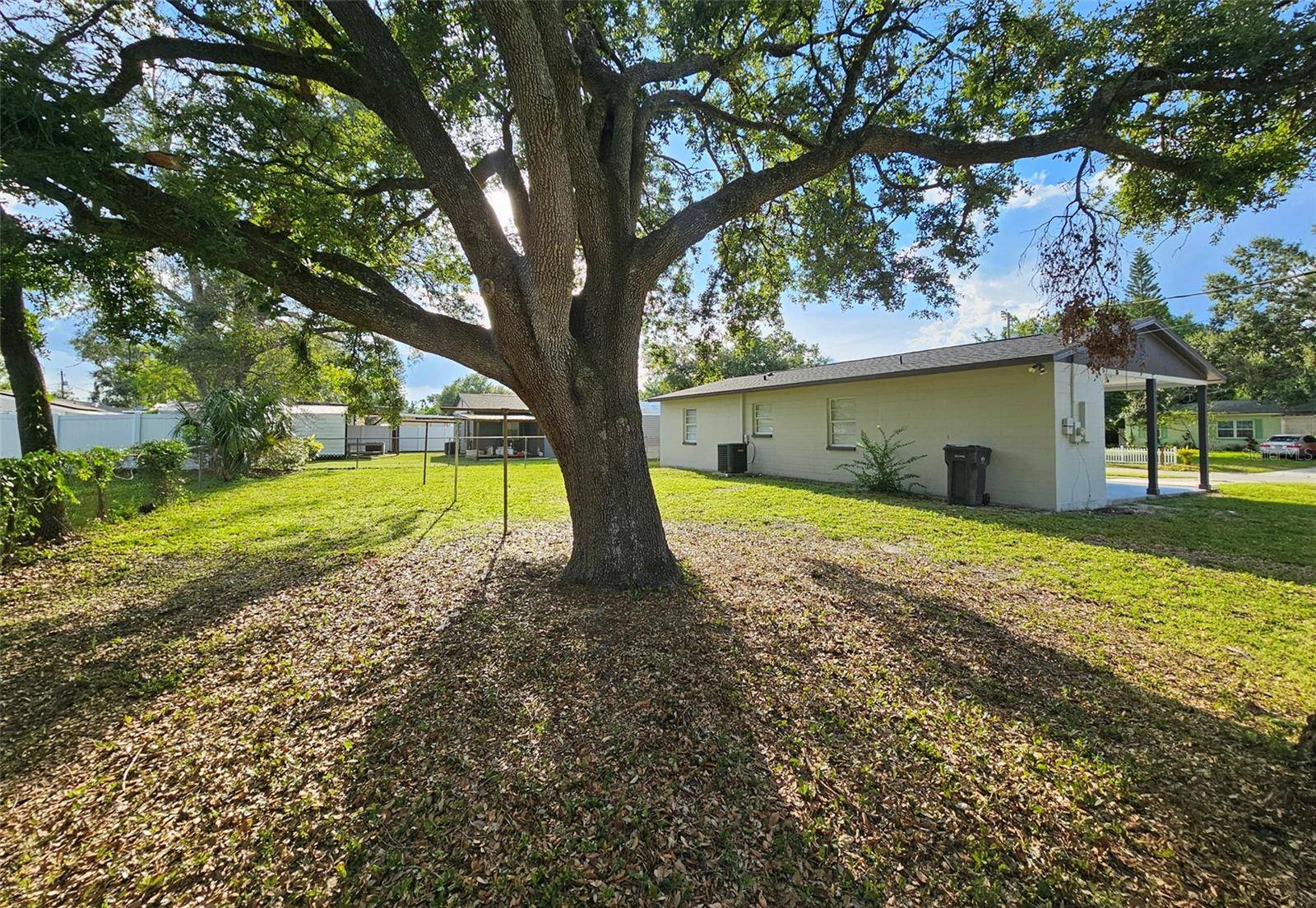 Tampa, FL 33610,8017 TUDOR PL