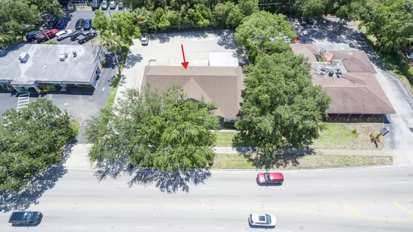 Tampa, FL 33603,4505 N ARMENIA AVE #102