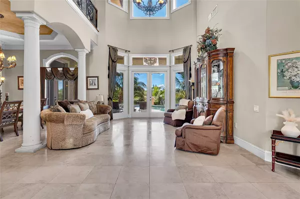 Seminole, FL 33777,8707 SILVERTHORN RD