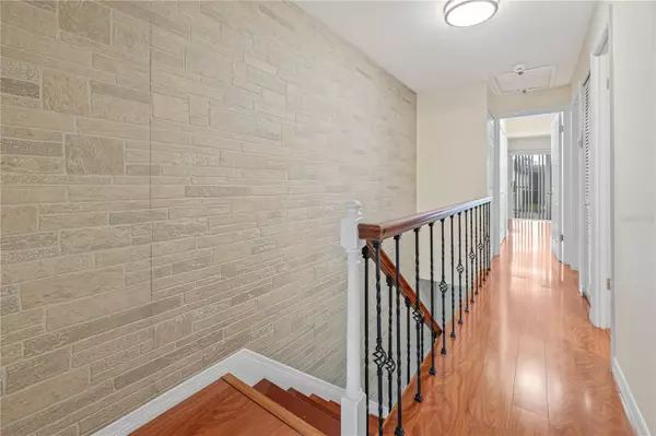 Sarasota, FL 34237,3368 RAMBLEWOOD PL #37-D-1