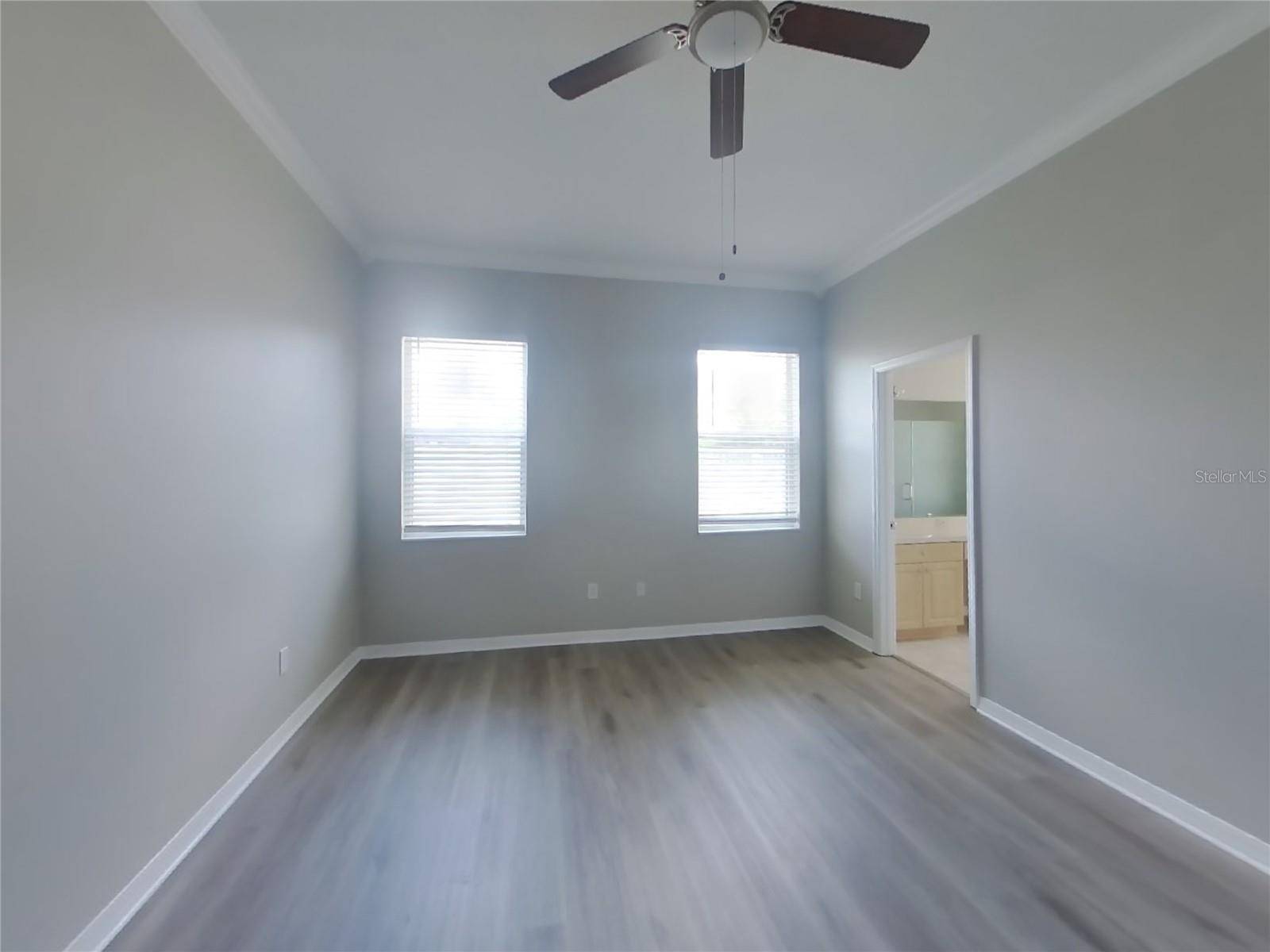 Zephyrhills, FL 33541,5423 BRADDOCK DR