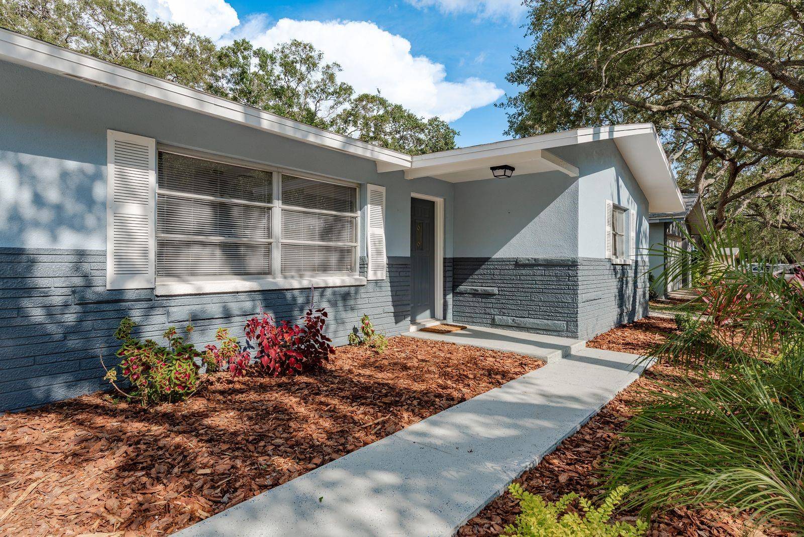 1949 KINGS HWY, Clearwater, FL 33755