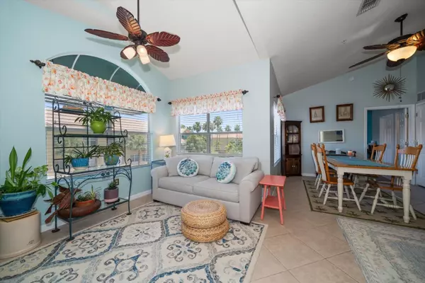 Seminole, FL 33772,10764 70TH AVE #4305