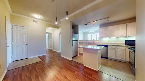 Tampa, FL 33602,501 KNIGHTS RUN AVE #1237