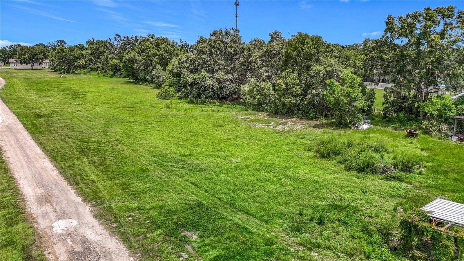 Dover, FL 33527,7211 TUMBLETON CT